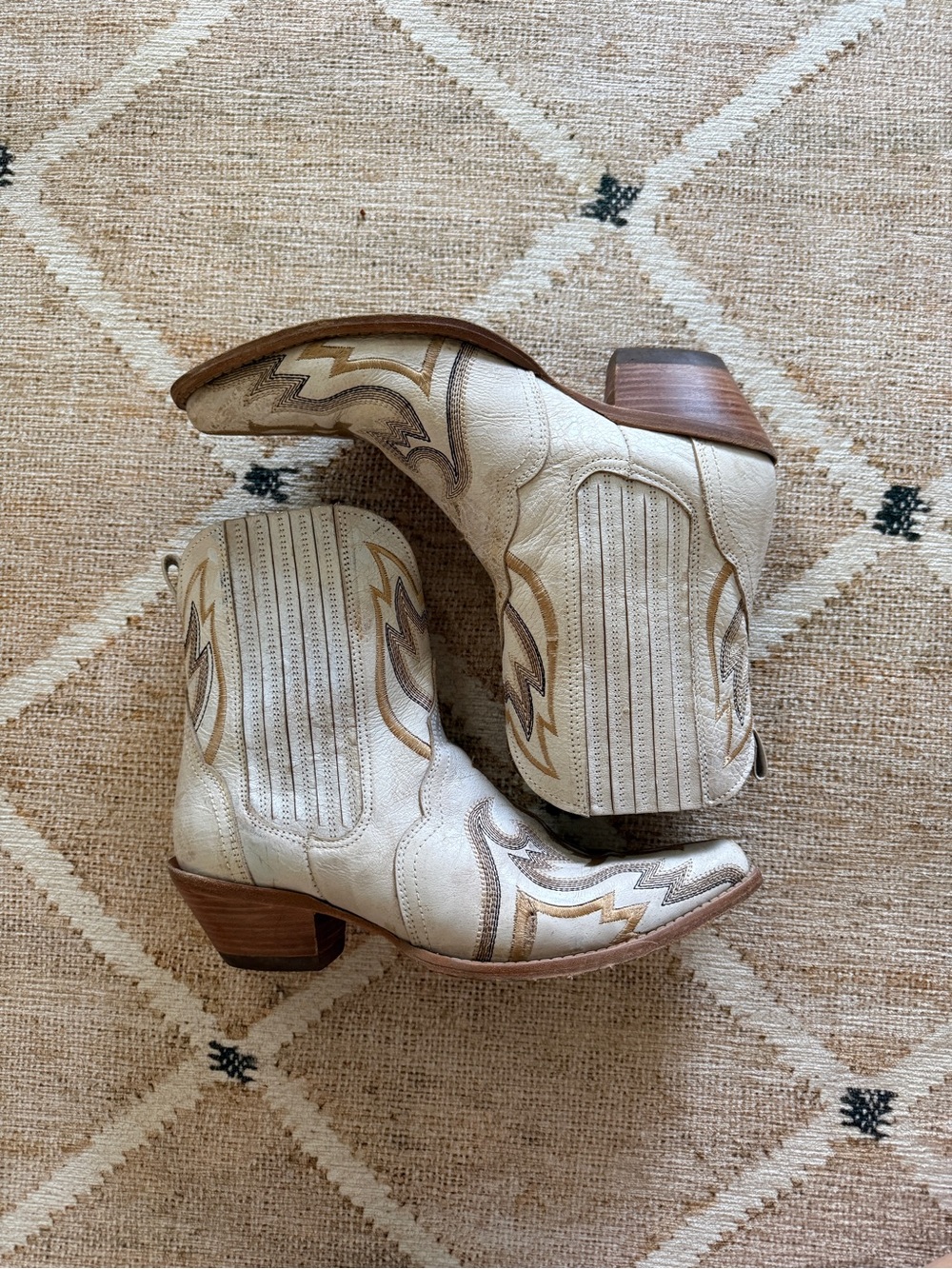 Dan Post Cream and Tan Women’s Cowboy Boots